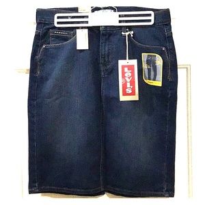 Levis skirt